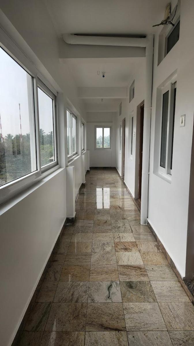 Urc Lodge Perundurai ภายนอก รูปภาพ